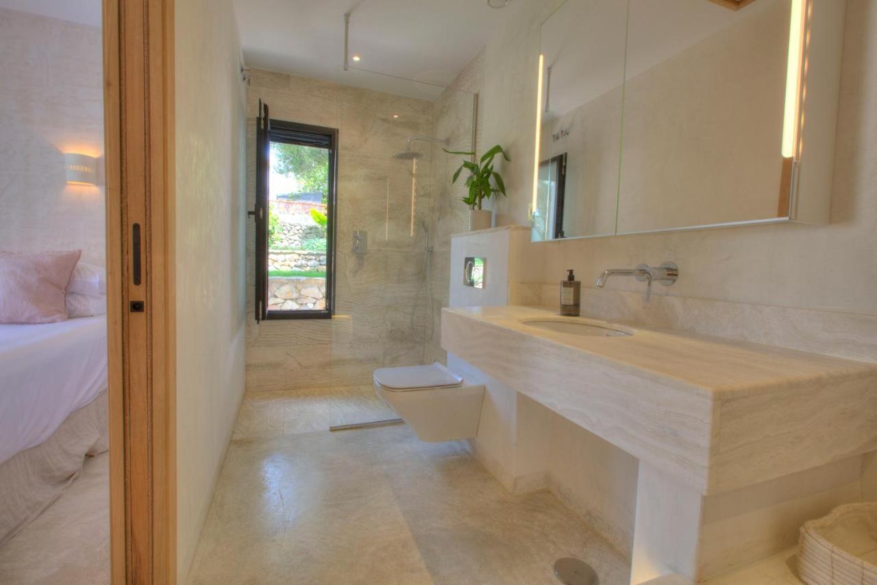 Villa Mas Tranquila - A Stylish Villa With Pool 150 M From The Beach Conil De La Frontera Bagian luar foto
