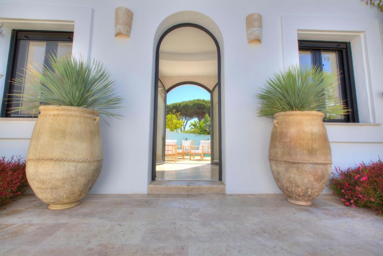 Villa Mas Tranquila - A Stylish Villa With Pool 150 M From The Beach Conil De La Frontera Bagian luar foto