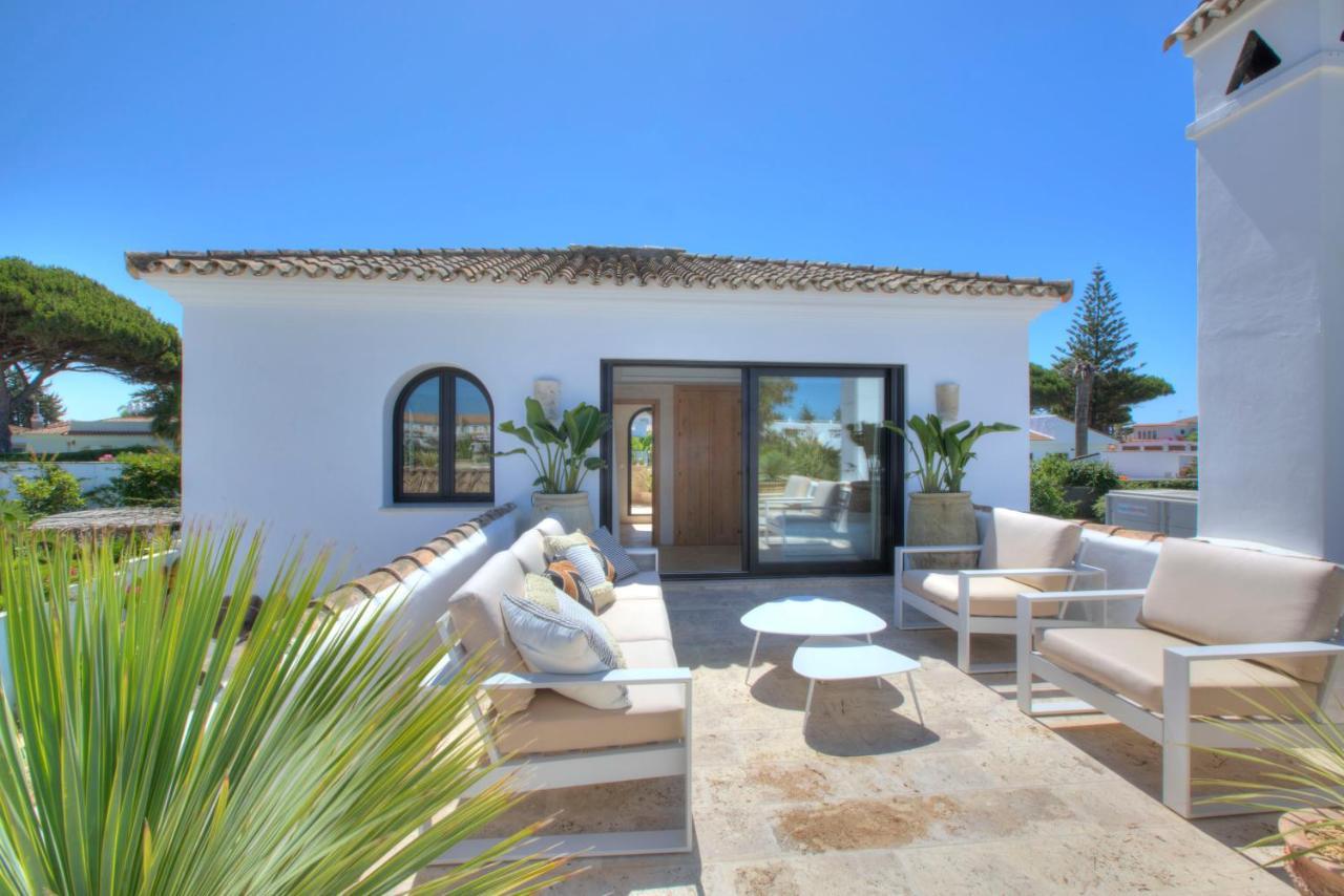 Villa Mas Tranquila - A Stylish Villa With Pool 150 M From The Beach Conil De La Frontera Bagian luar foto