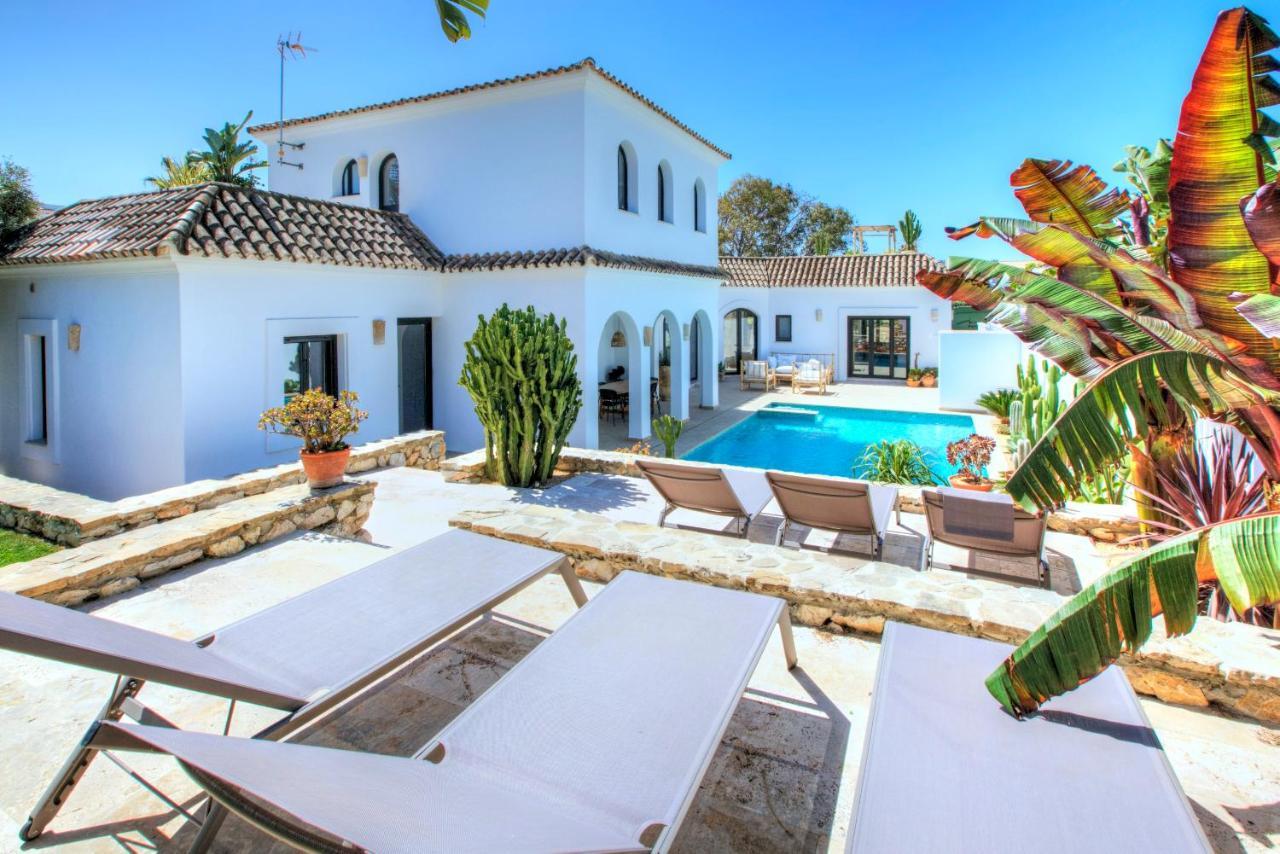Villa Mas Tranquila - A Stylish Villa With Pool 150 M From The Beach Conil De La Frontera Bagian luar foto