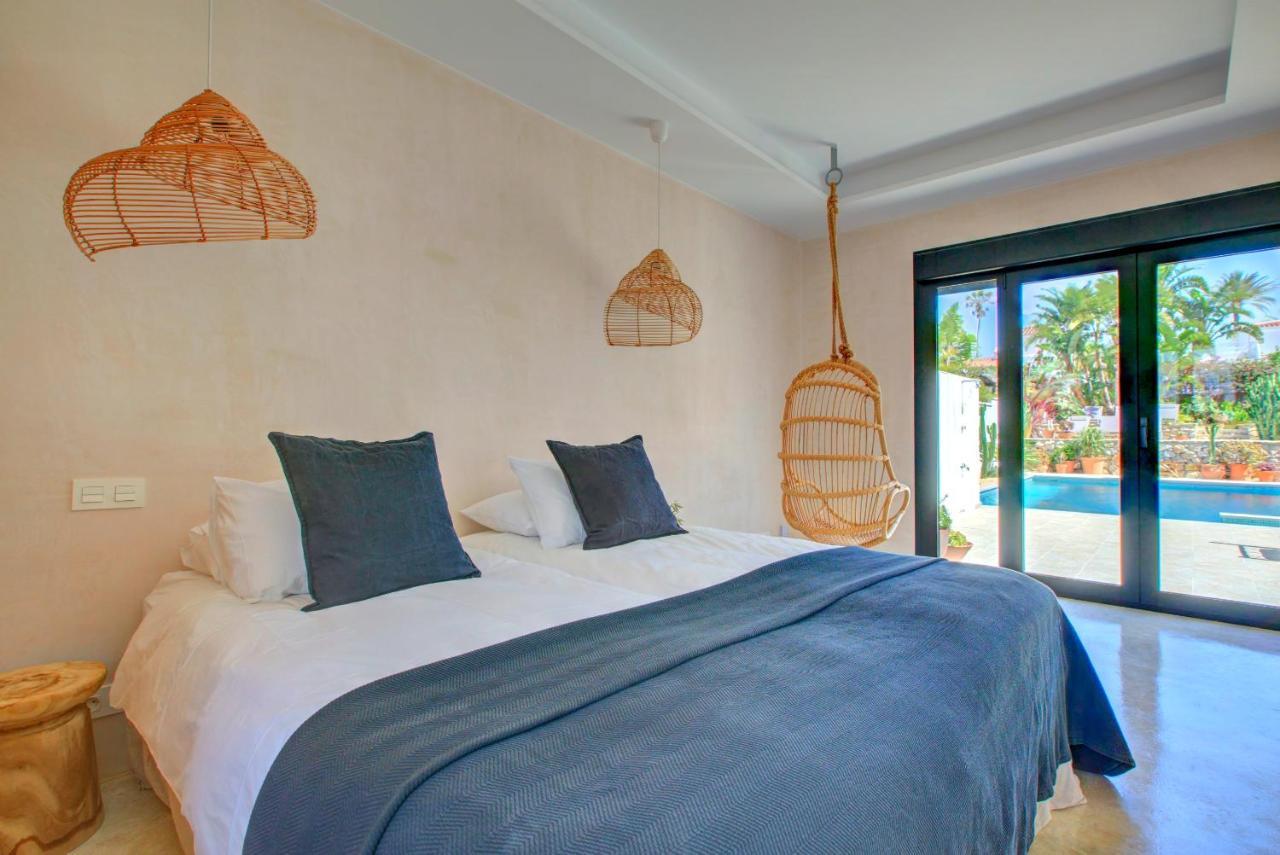 Villa Mas Tranquila - A Stylish Villa With Pool 150 M From The Beach Conil De La Frontera Bagian luar foto