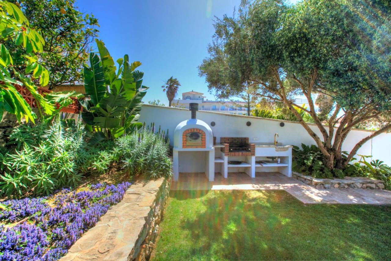 Villa Mas Tranquila - A Stylish Villa With Pool 150 M From The Beach Conil De La Frontera Bagian luar foto