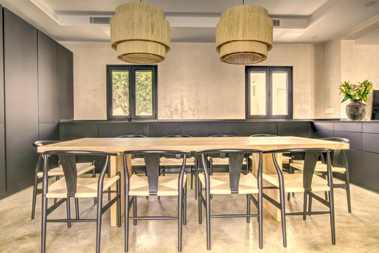 Villa Mas Tranquila - A Stylish Villa With Pool 150 M From The Beach Conil De La Frontera Bagian luar foto